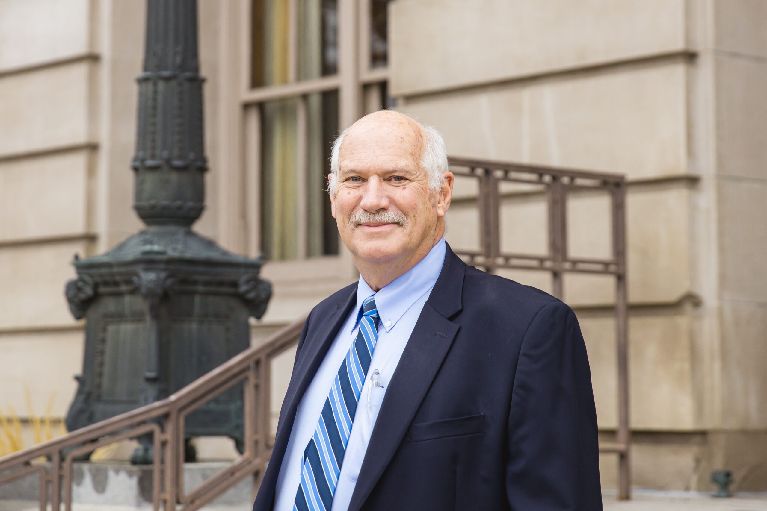 Bob Young, Divorce Lawyer